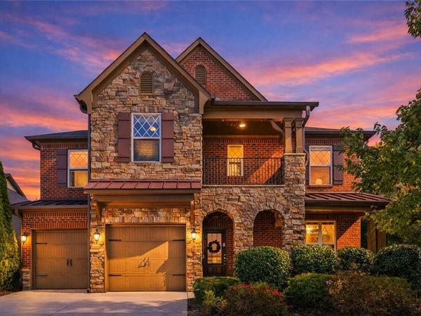 5860 Bluff Heights Drive , Cumming, GA 30040