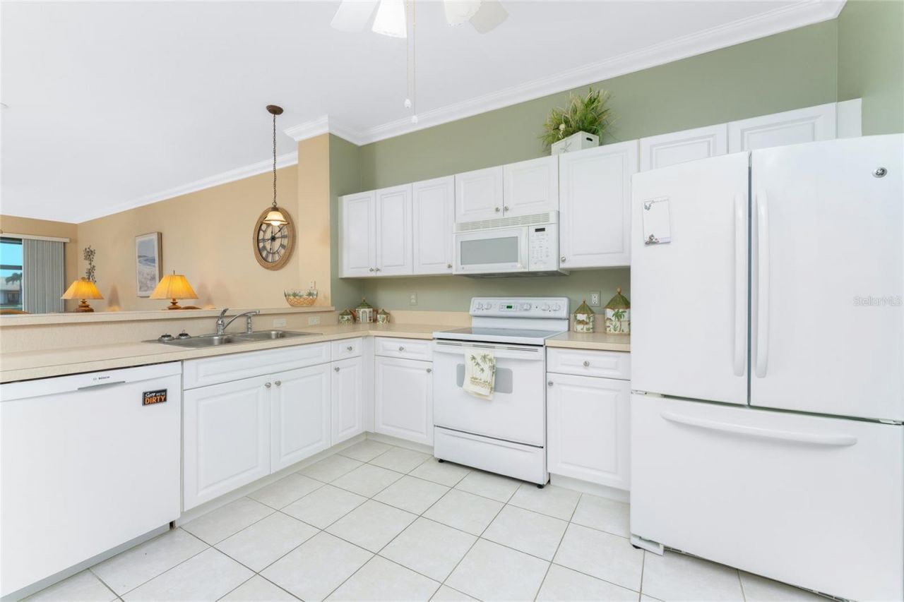 2002 Bal Harbor Boulevard, Unit 1311, Punta Gorda, FL 33950 Photo