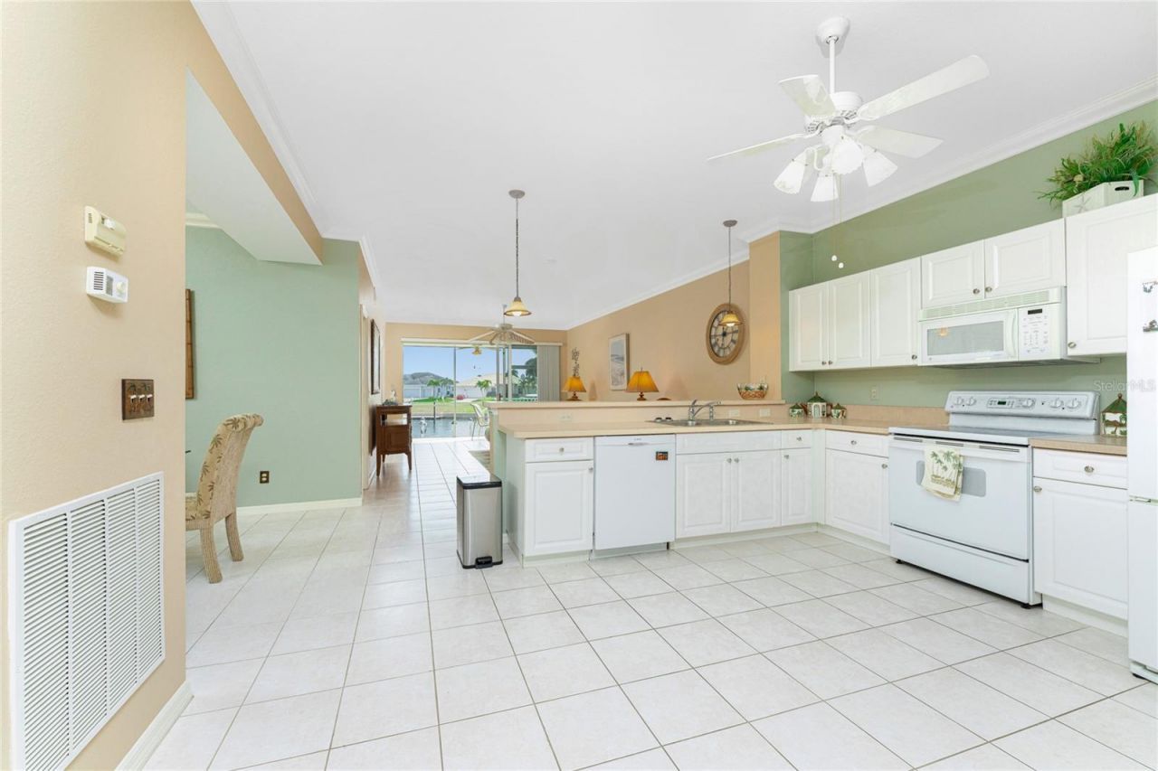 2002 Bal Harbor Boulevard, Unit 1311, Punta Gorda, FL 33950 Photo