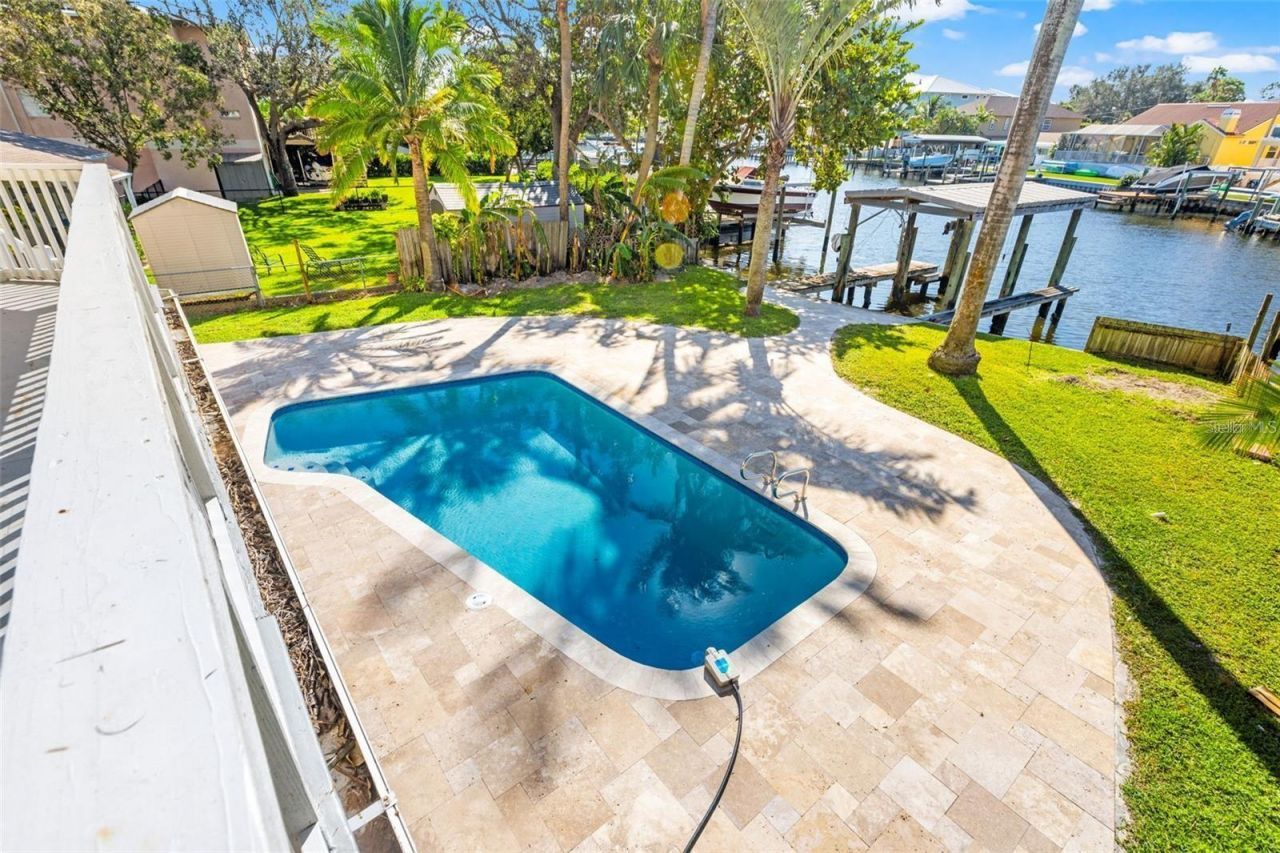 1902 Arrowhead Drive Ne, Saint Petersburg, FL 33703 Photo