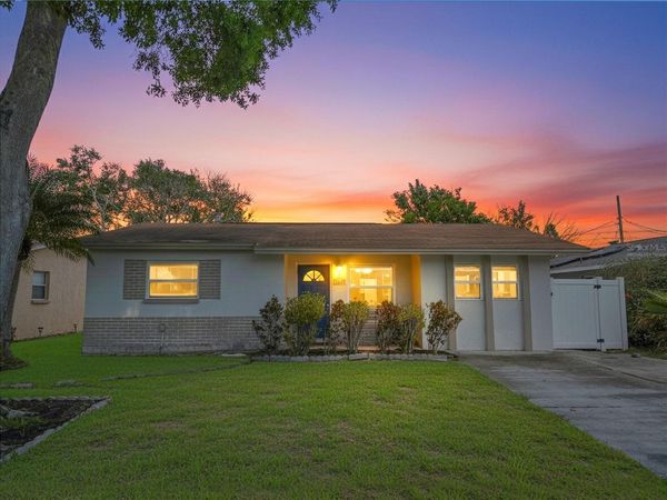 5519 17TH AVENUE N, ST PETERSBURG, FL 33710