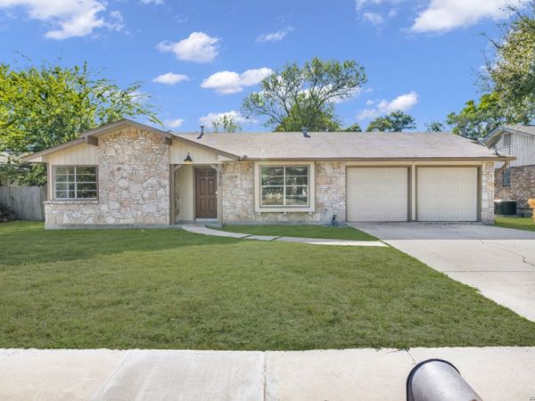 6410 Stable Road, Leon Valley, TX 78240