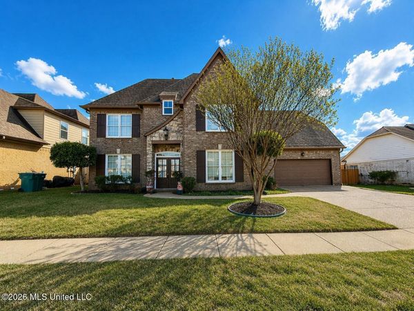 2919 S Cherry Drive, Southaven, MS 38672