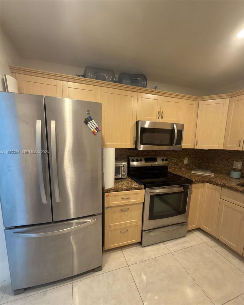 2851 NE 183rd St, Unit 212E, Aventura, FL 33160 Photo