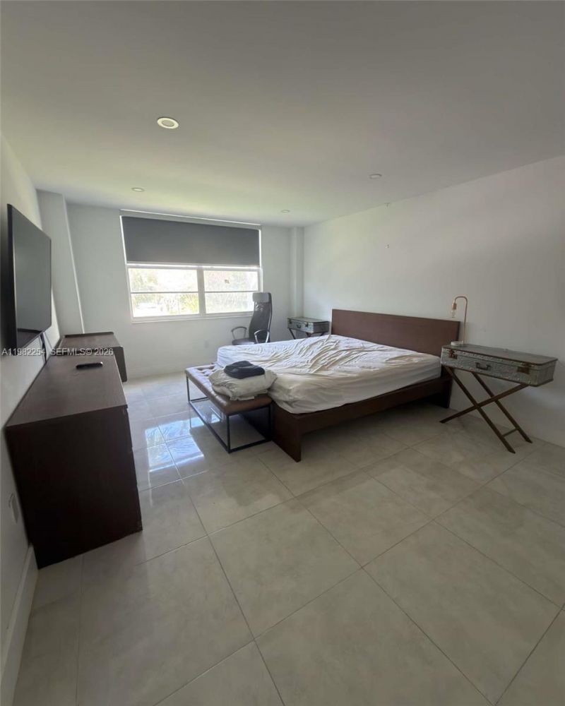 2851 NE 183rd St, Unit 212E, Aventura, FL 33160 Photo