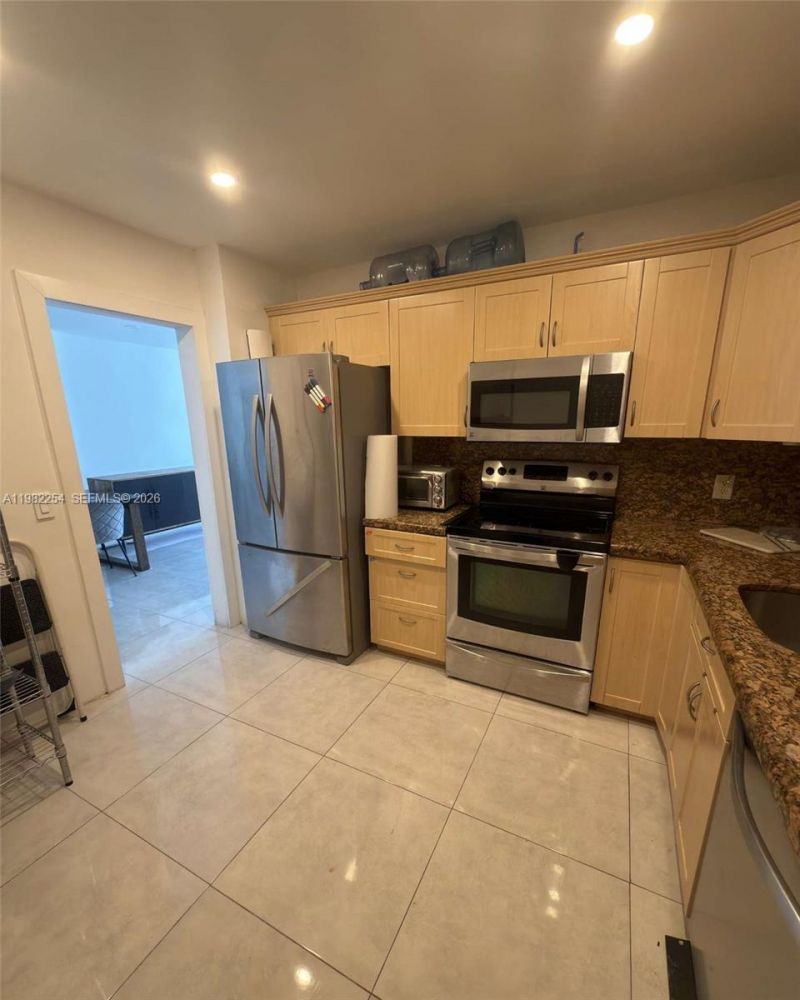 2851 NE 183rd St, Unit 212E, Aventura, FL 33160 Photo