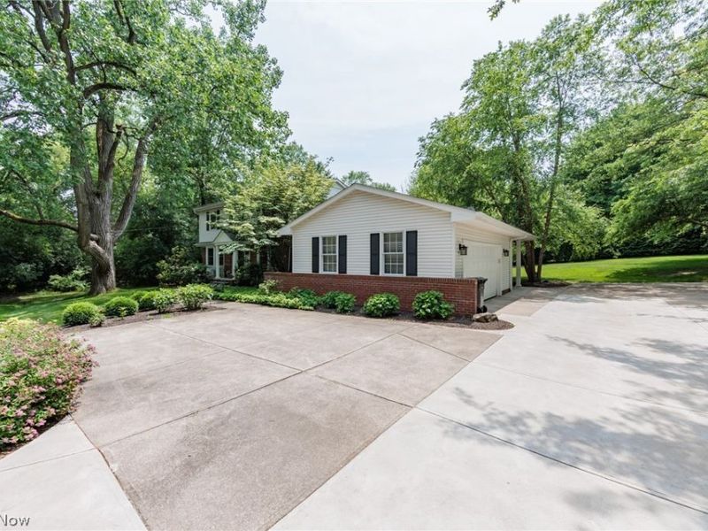 35320 Chagrin Boulevard, Moreland Hills, OH 44022 Photo 13