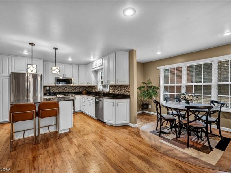 35320 Chagrin Boulevard, Moreland Hills, OH 44022 Photo 28