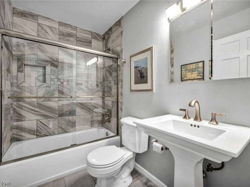 35320 Chagrin Boulevard, Moreland Hills, OH 44022 Photo 42