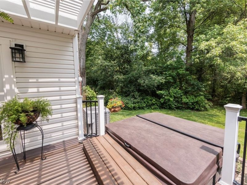 35320 Chagrin Boulevard, Moreland Hills, OH 44022 Photo 8