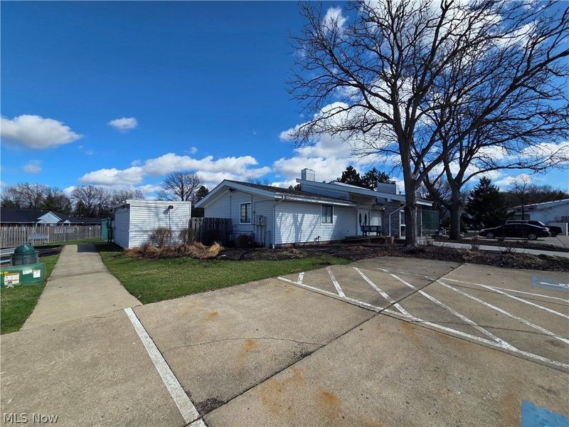 5463 Millwood Lane, Unit 42-C, Willoughby, OH 44094 Photo 23