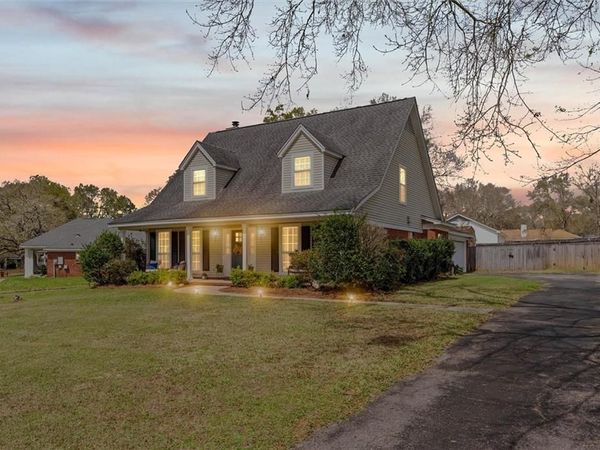 9956 Wedgefield Court, Mobile, AL 36608