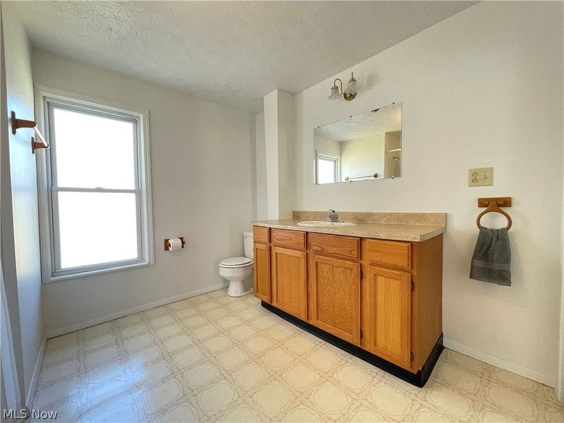 331 Ohio Avenue, Ravenna, OH 44266 Photo 14