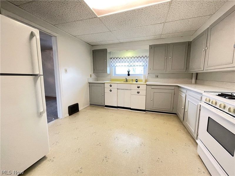 331 Ohio Avenue, Ravenna, OH 44266 Photo 28