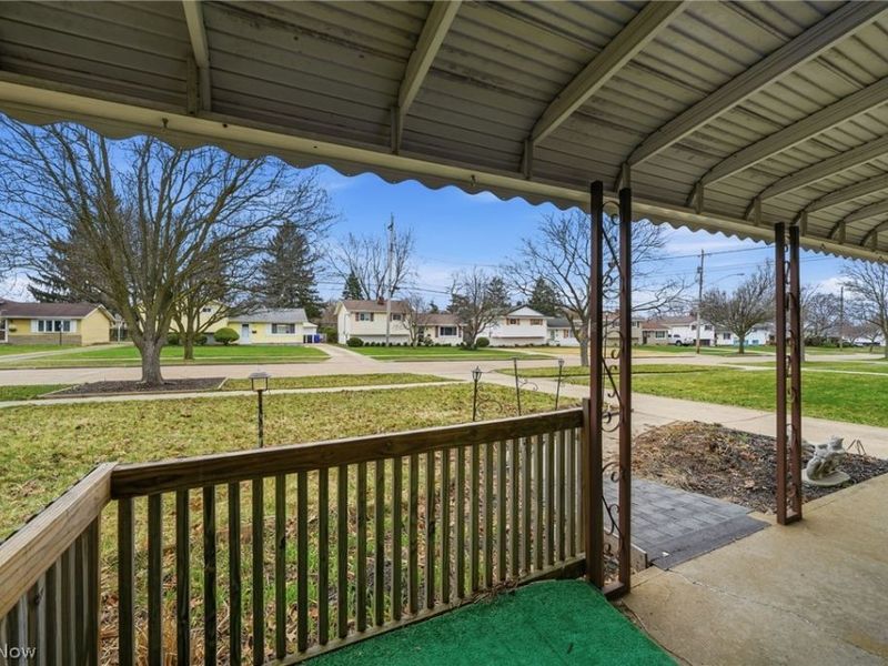 13442 Havendale Drive, Brook Park, OH 44142 Photo 2