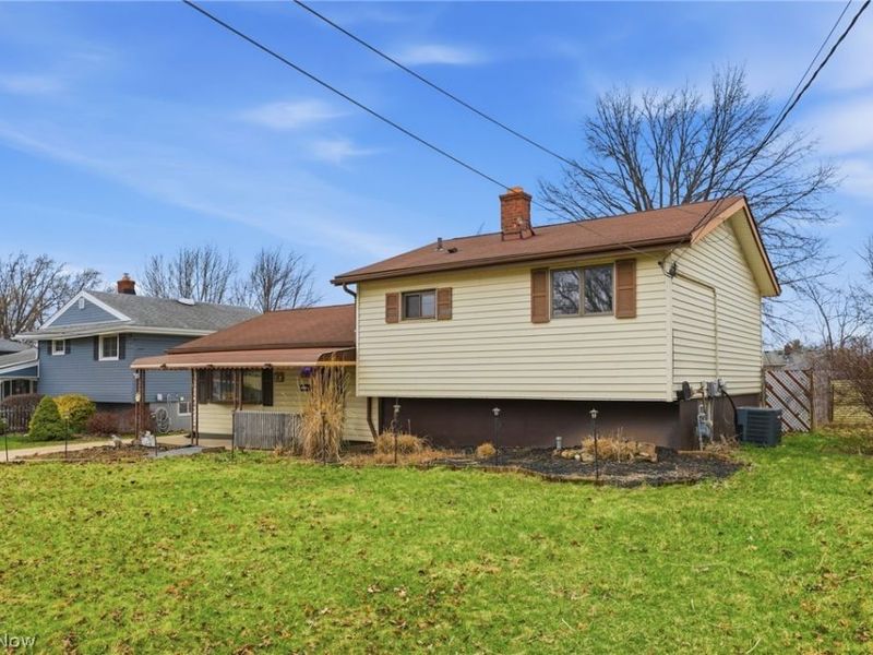 13442 Havendale Drive, Brook Park, OH 44142 Photo 33