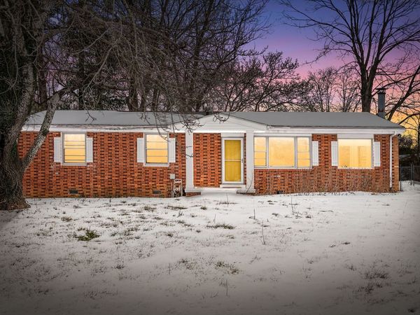 10 Jana Dr, Clarksville, TN 37042