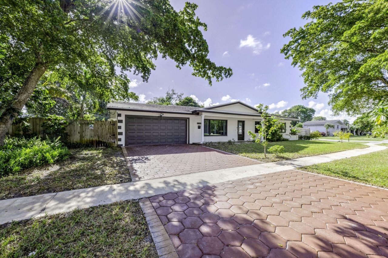 776 NW 48th Avenue, Plantation, FL 33317 Main Photo
