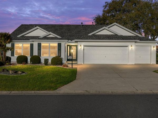 624 FAYETTE COURT , THE VILLAGES, FL 32162