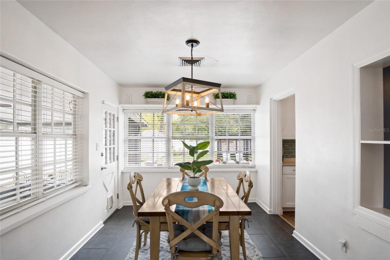 527 Meridale Avenue, Orlando, FL 32803 Photo