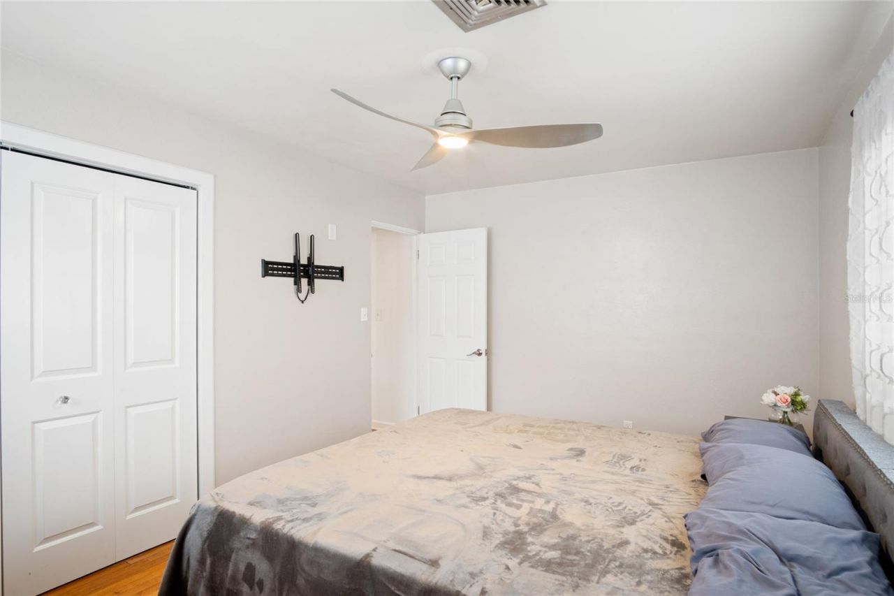 527 Meridale Avenue, Orlando, FL 32803 Photo