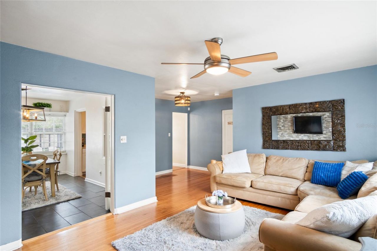 527 Meridale Avenue, Orlando, FL 32803 Photo