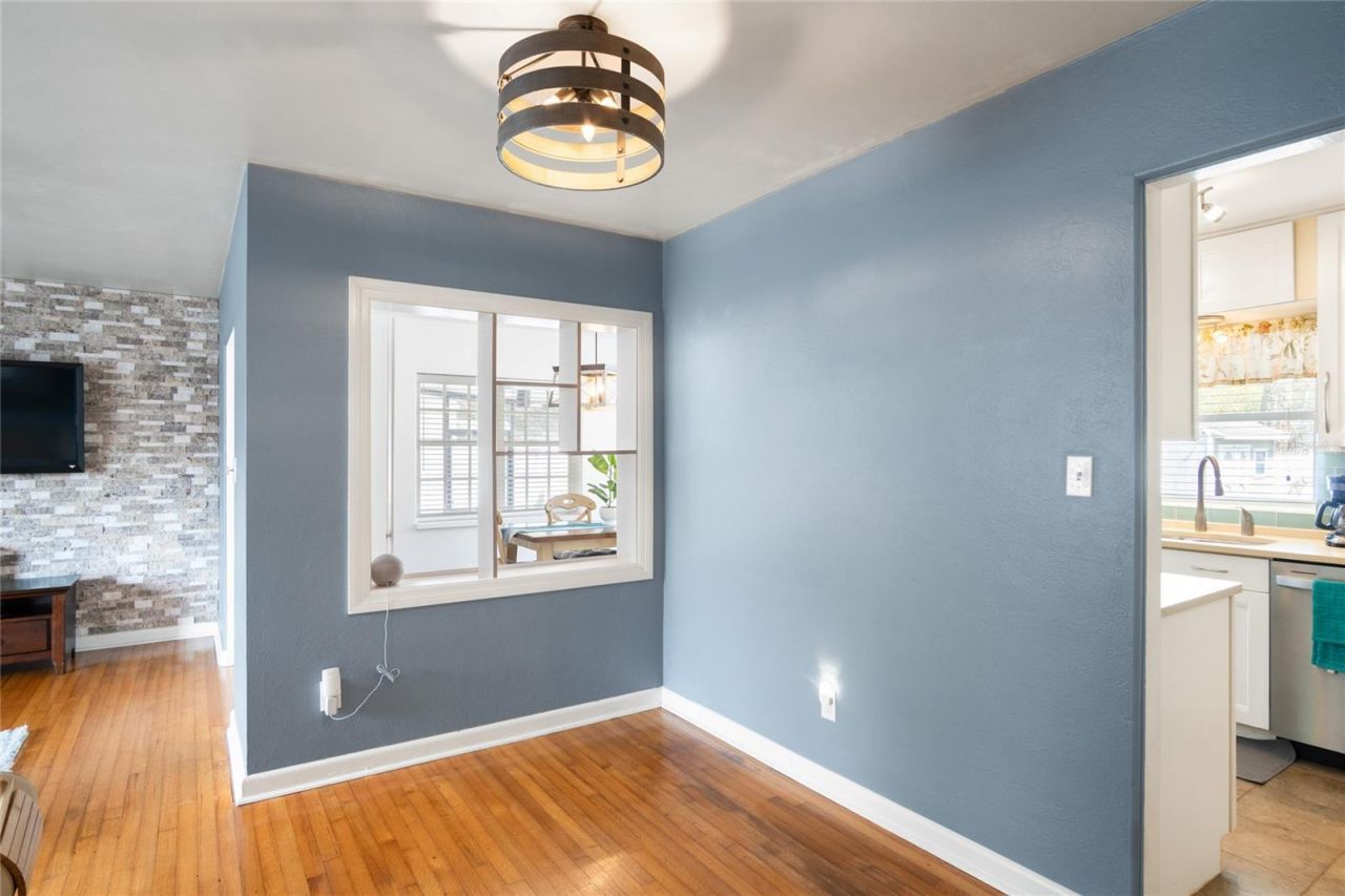 527 Meridale Avenue, Orlando, FL 32803 Photo