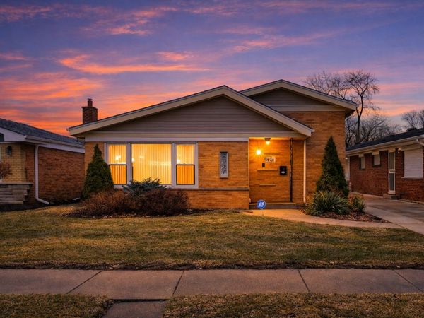 14521 Kenwood Avenue , Dolton, IL 60419