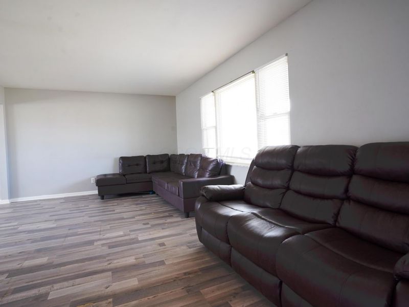 1523 Hempwood Drive, Columbus, OH 43229 Photo 6