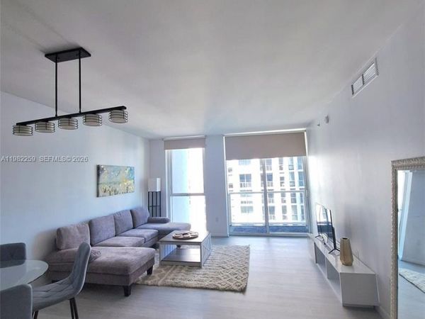 253 NE 2nd St, Unit 2606, Miami, FL 33132
