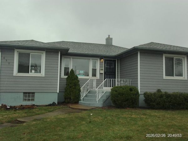 650 Greenbay Avenue , Calumet City, IL 60409