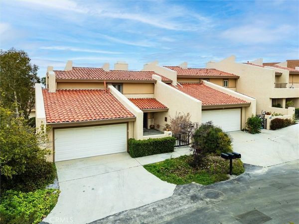 20 Peartree Ln, Unit 25, Rolling Hills Estates, CA 90274