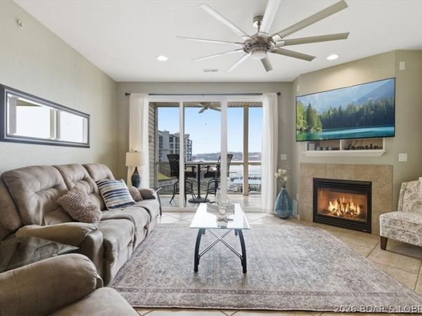 1215 Lands End Parkway, Unit 625, Osage Beach, MO 65065