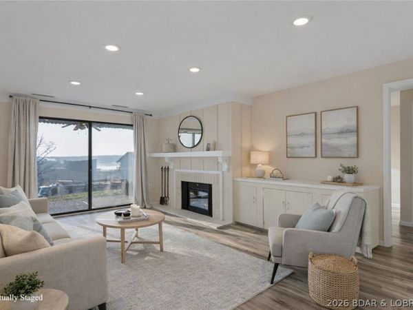 15 Waterfall Circle, Unit 2-1B, Lake Ozark, MO 65049