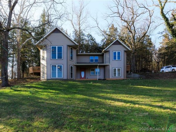 827 Lake Valley Drive, Camdenton, MO 65020