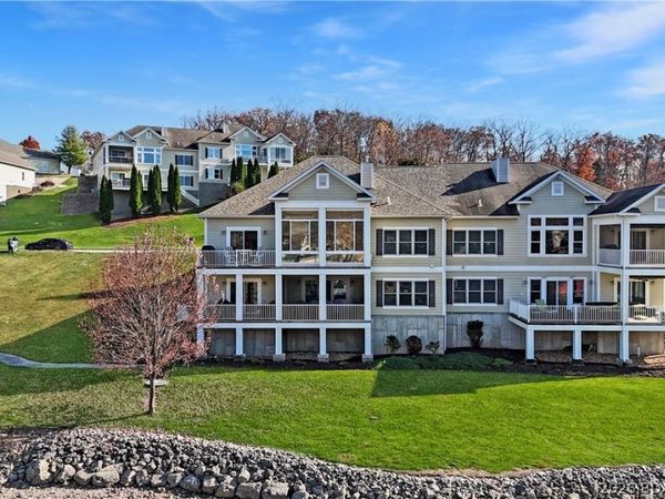 115 Pebble Beach Lane, Lake Ozark, MO 65049