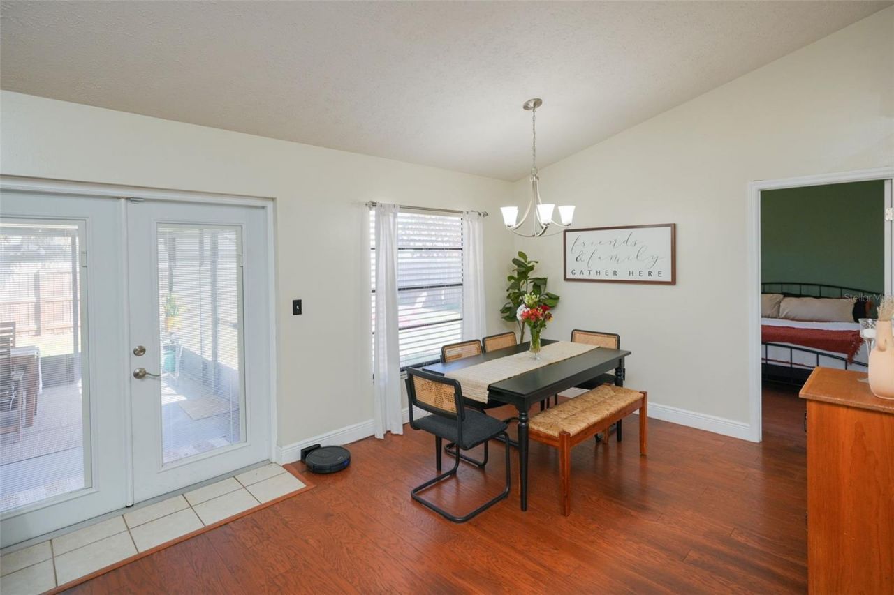 4136 Spring Way Cir, Valrico, FL 33596 Photo