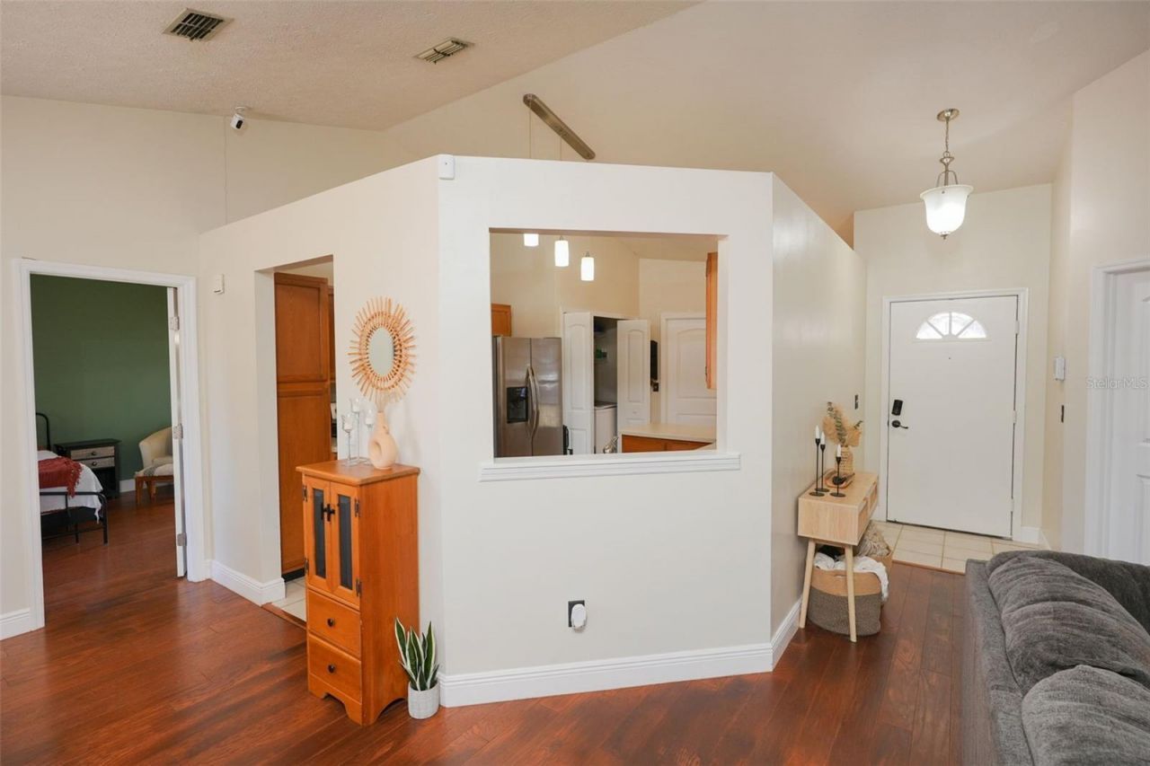 4136 Spring Way Cir , Valrico, FL 33596 Photo