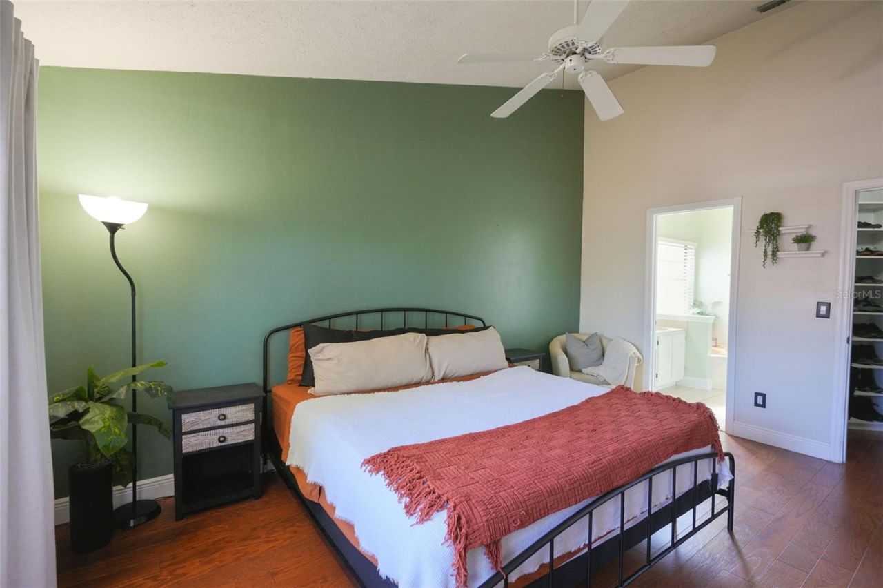 4136 Spring Way Cir, Valrico, FL 33596 Photo