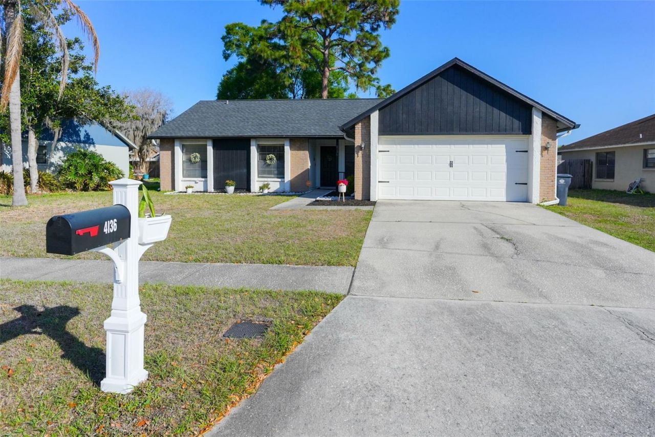 4136 Spring Way Cir, Valrico, FL 33596 Photo