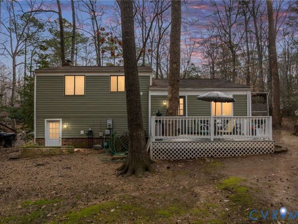 13313 Farm Crest Court , Midlothian, VA 23112