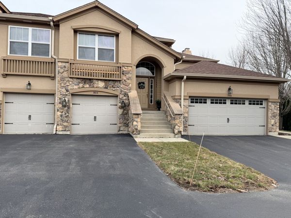 1804 Crenshaw Circle , Vernon Hills, IL 60061