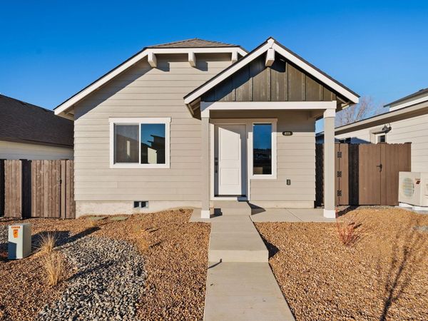 4011 SW Obsidian Place, Unit 145, Redmond, OR 97756