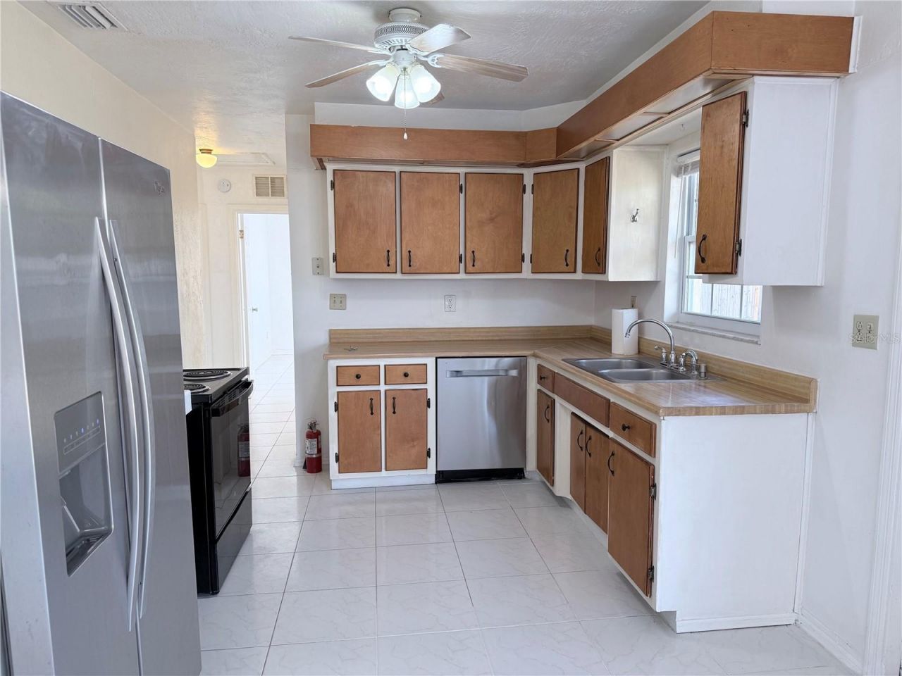 859 72nd Avenue N, Saint Petersburg, FL 33702 Photo