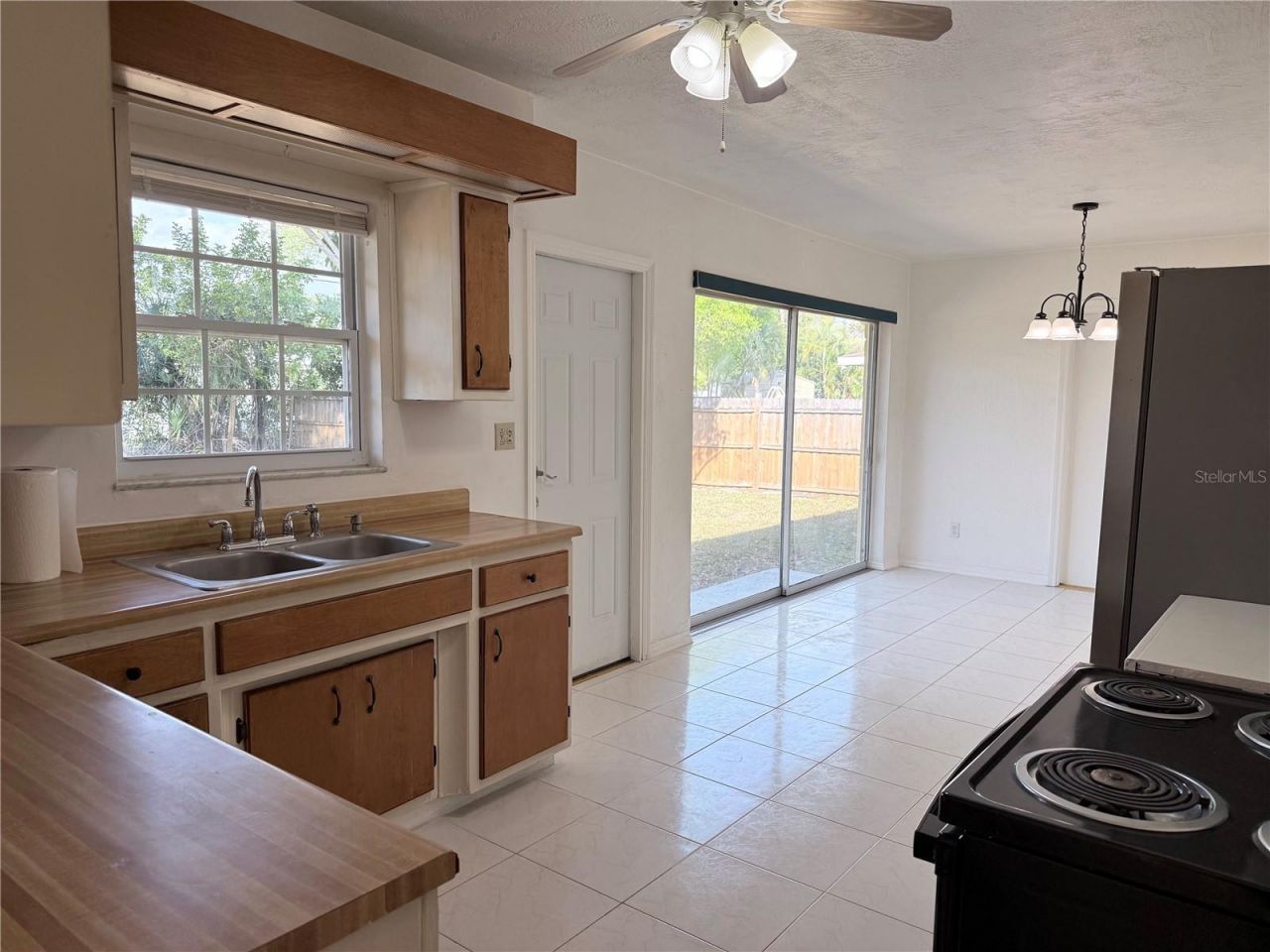 859 72nd Avenue N, Saint Petersburg, FL 33702 Photo