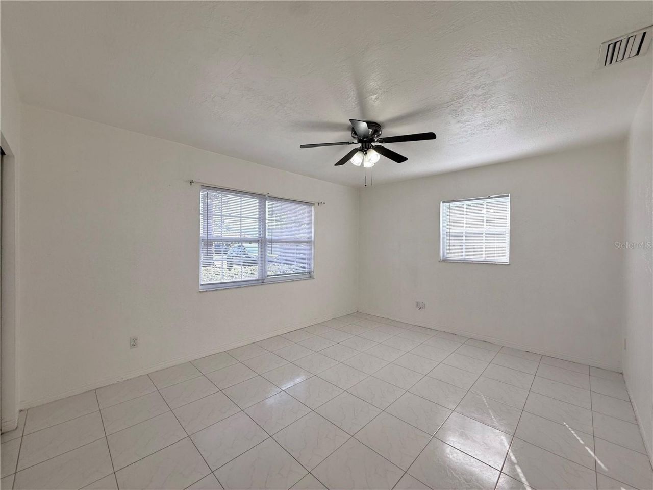 859 72nd Avenue N, Saint Petersburg, FL 33702 Photo