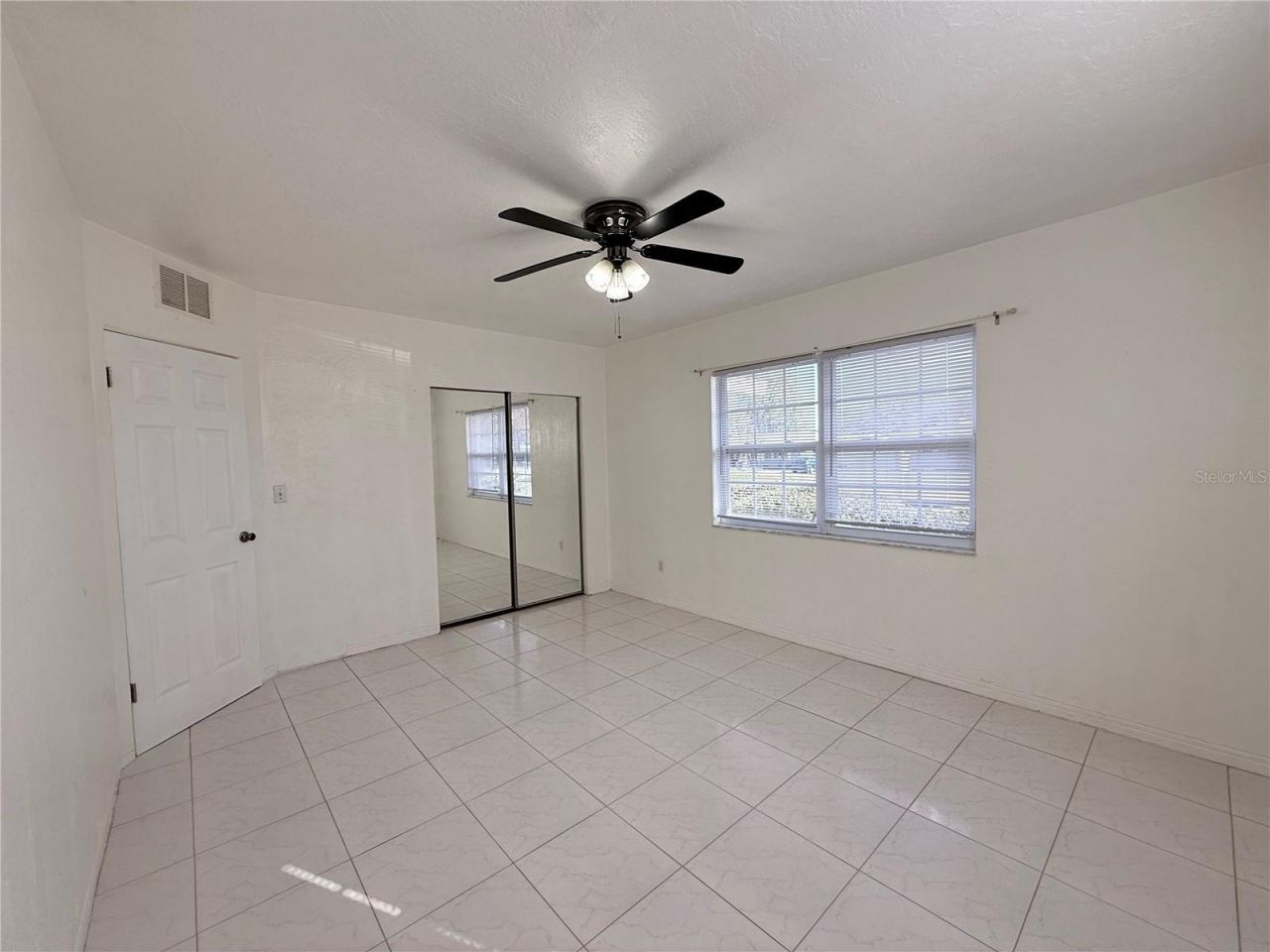 859 72nd Avenue N, Saint Petersburg, FL 33702 Photo