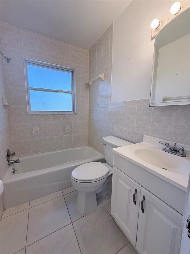 859 72nd Avenue N, Saint Petersburg, FL 33702 Photo