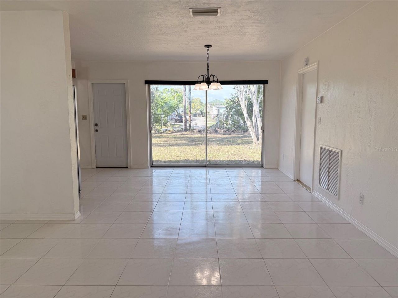 859 72nd Avenue N, Saint Petersburg, FL 33702 Photo