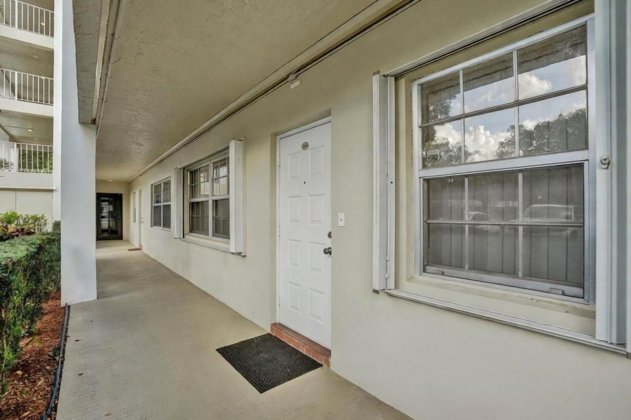 806 Cypress Boulevard, Unit 104, Pompano Beach, FL 33069 Photo